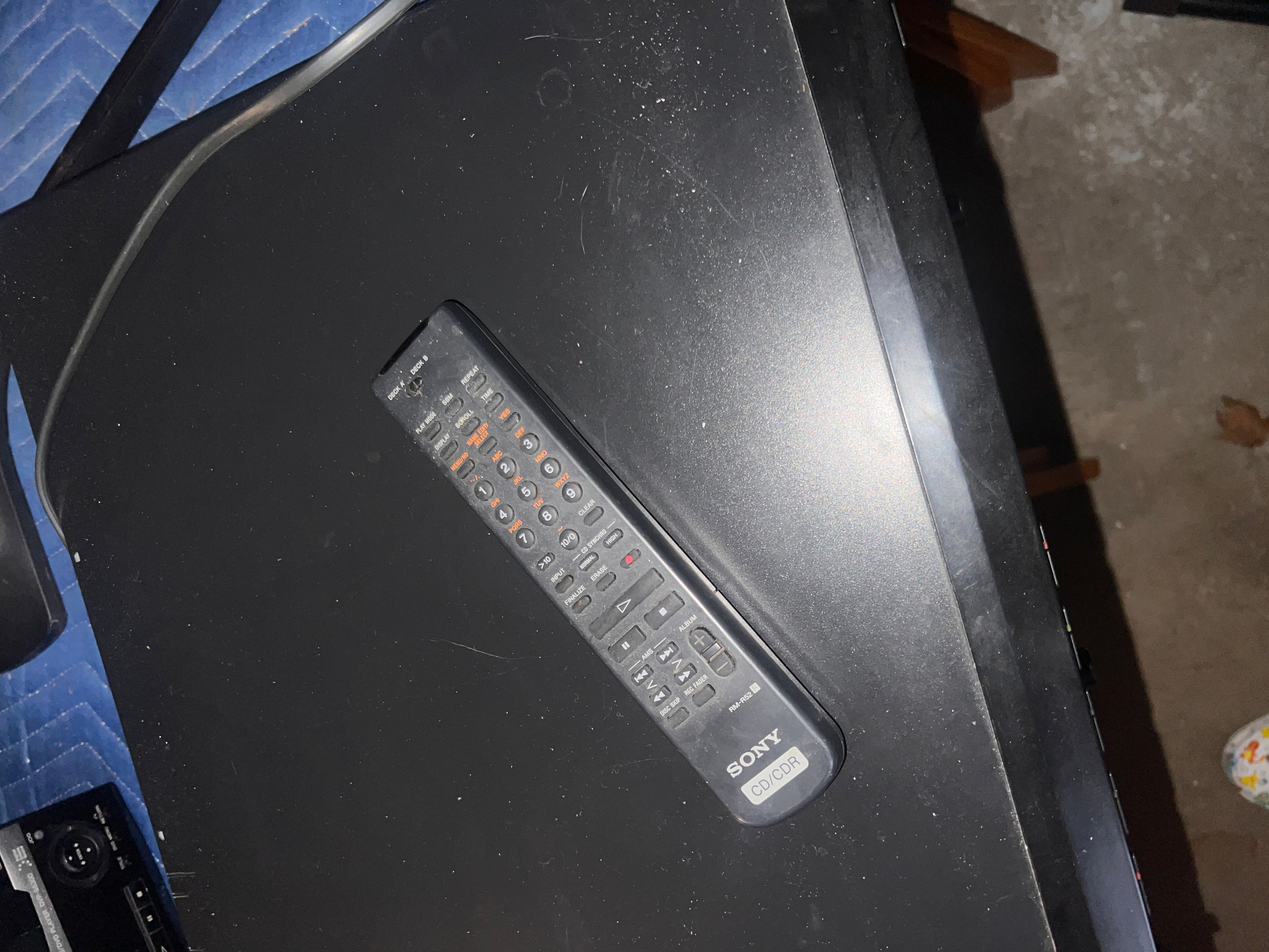 Sony RCD-W500C 5 Disc CD Changer Player/Recorder with Remote