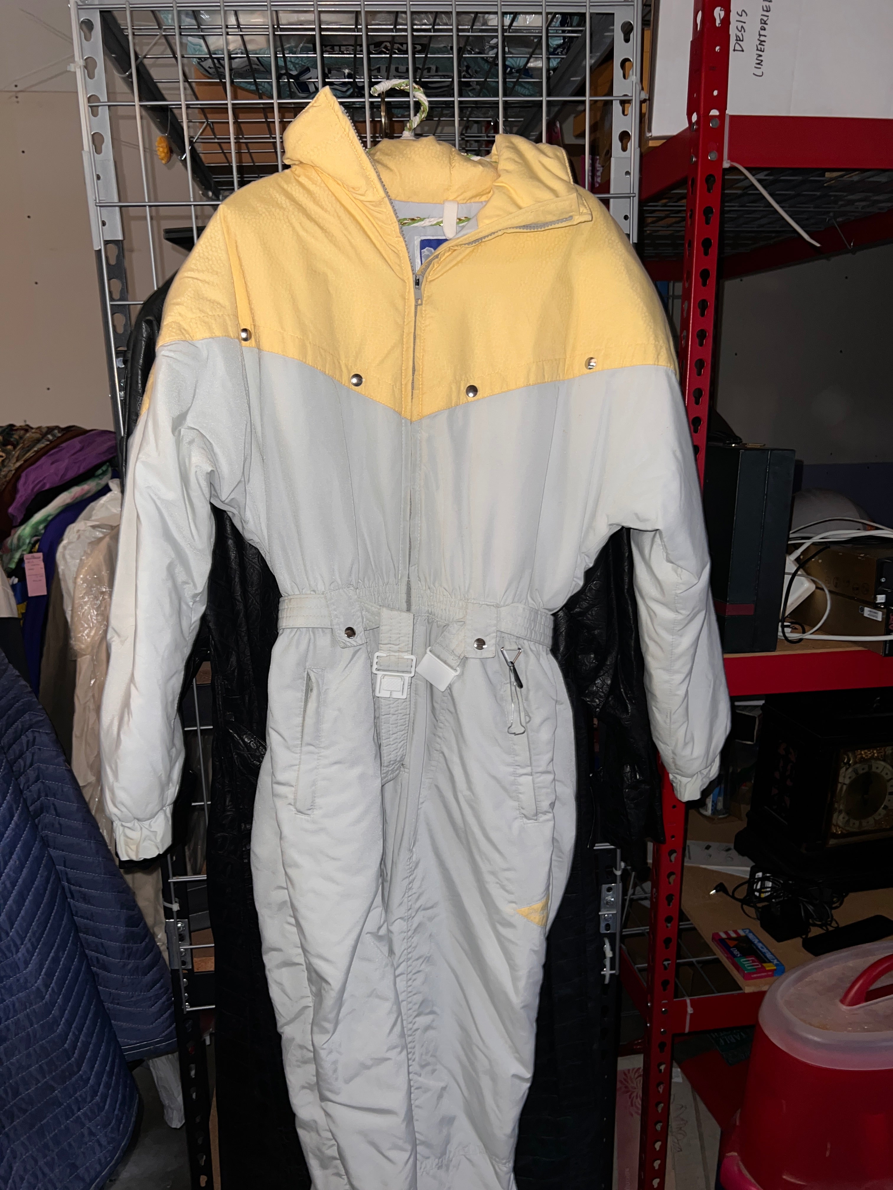 Womens powderhorn vintage Yellow and White Size 12 Snow Suit Jacket