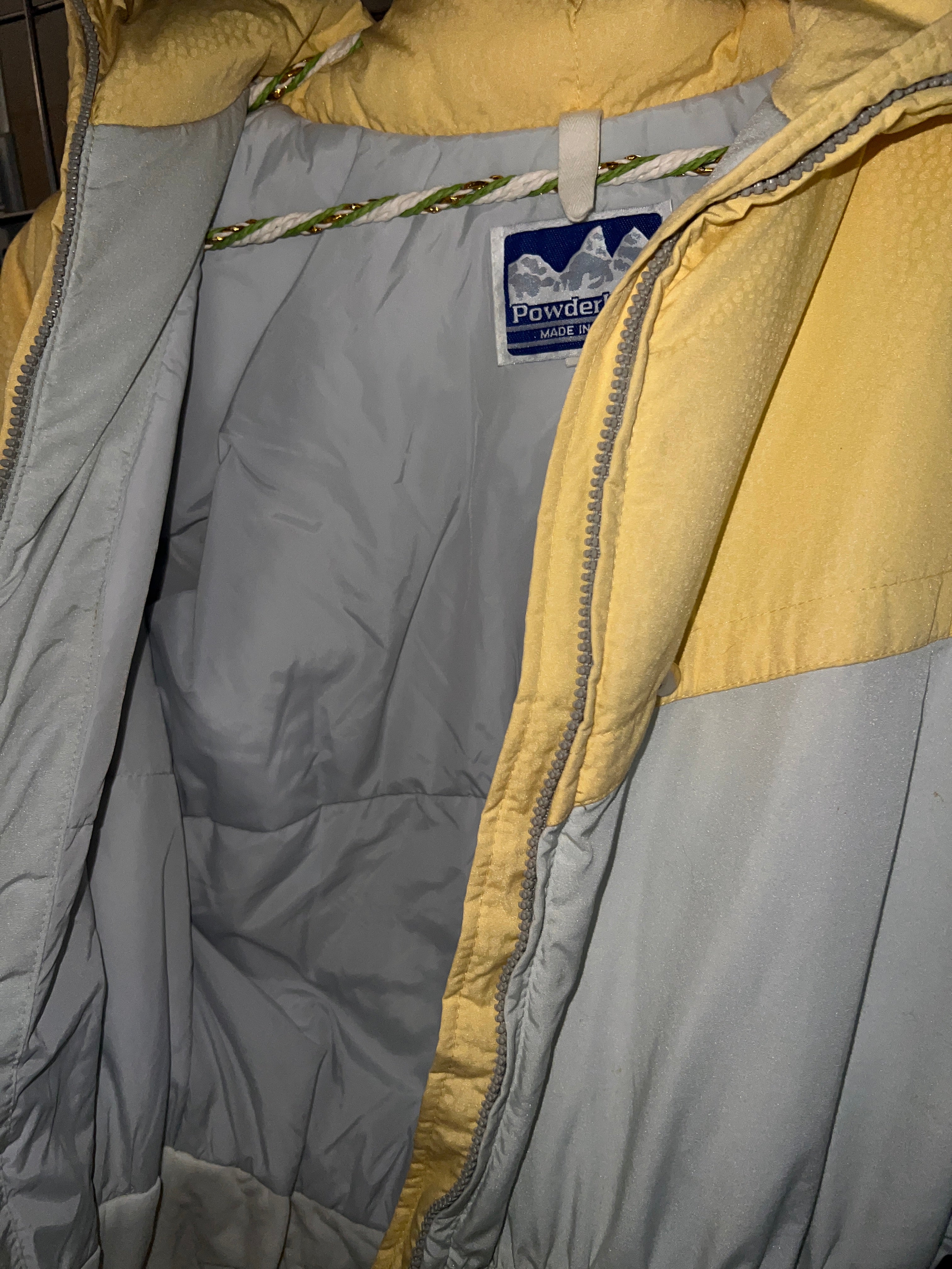 Womens powderhorn vintage Yellow and White Size 12 Snow Suit Jacket