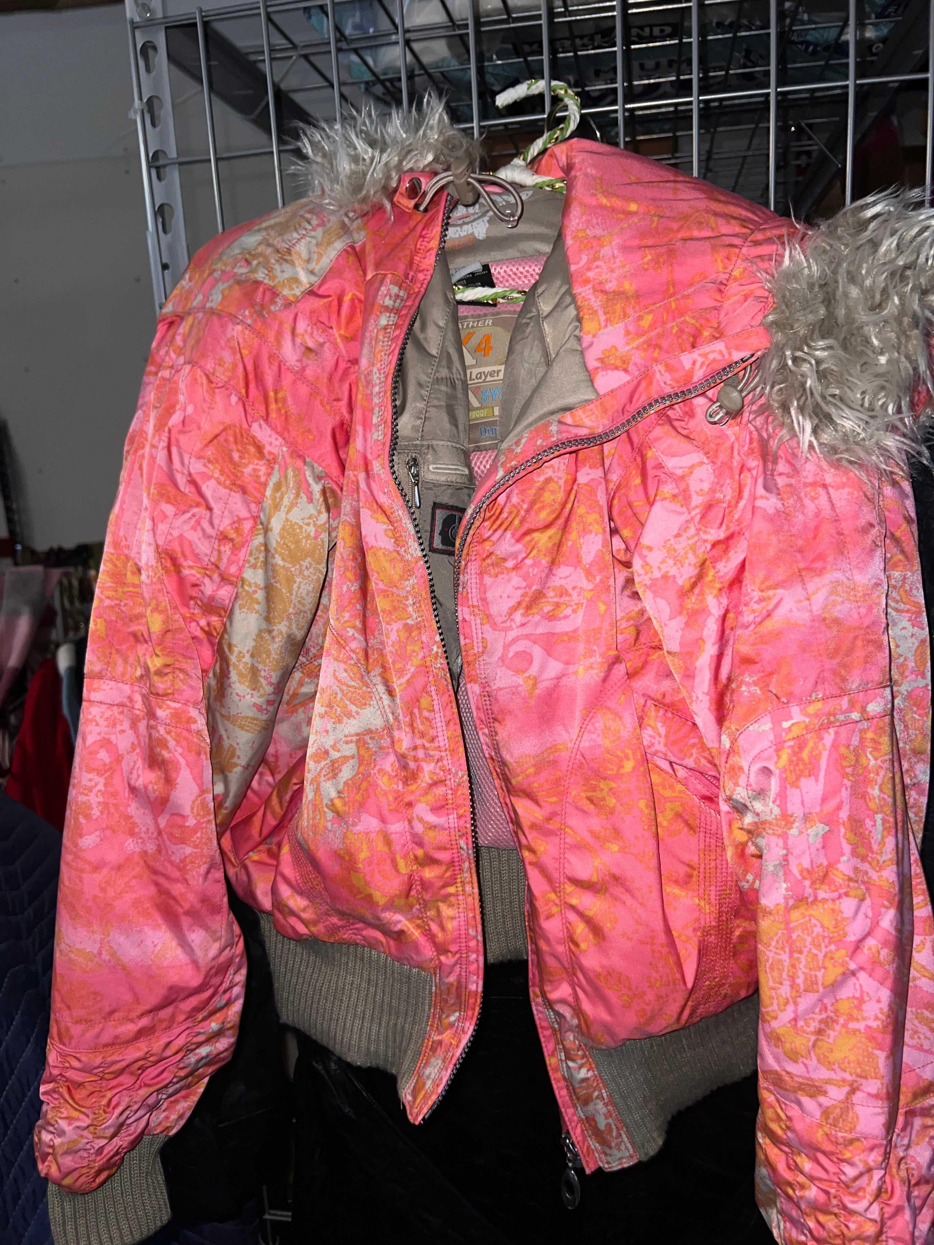 Obermeyer Womens Size 10 Ski Jacket Pink