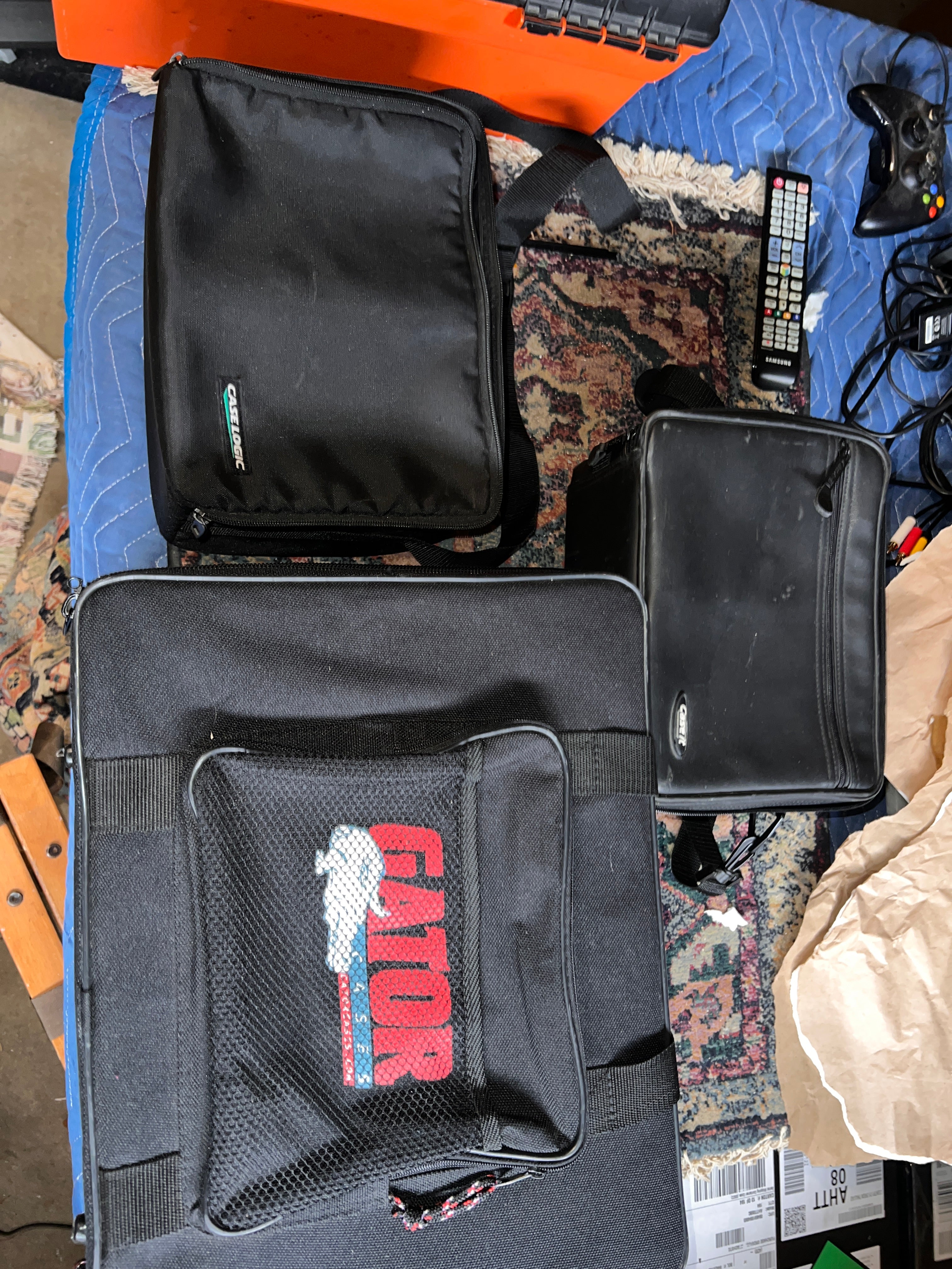 135 Vintage R & B and Hip Hop CDs Album Collection with Travel Cases