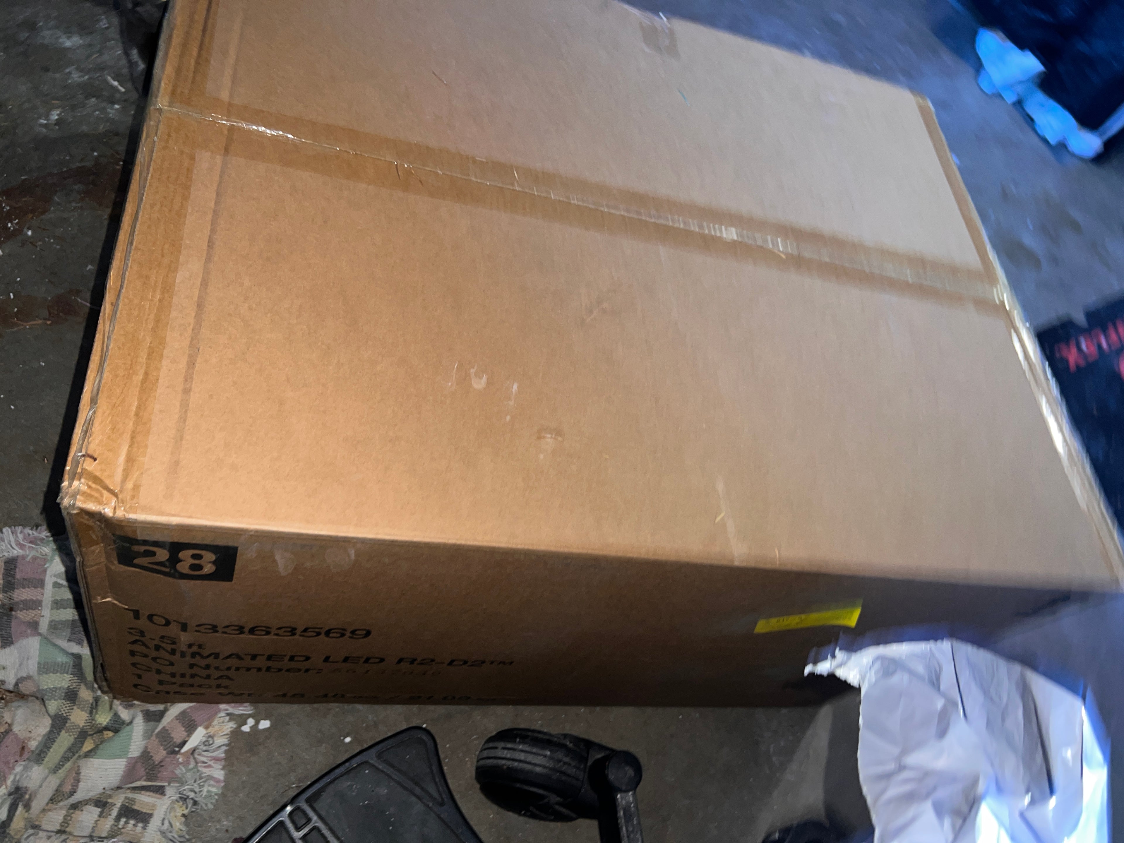 HOME DEPOT 3.5 FT ANIMATED STAR WARS R2 D2 CHRISTMAS ANIMATRONIC