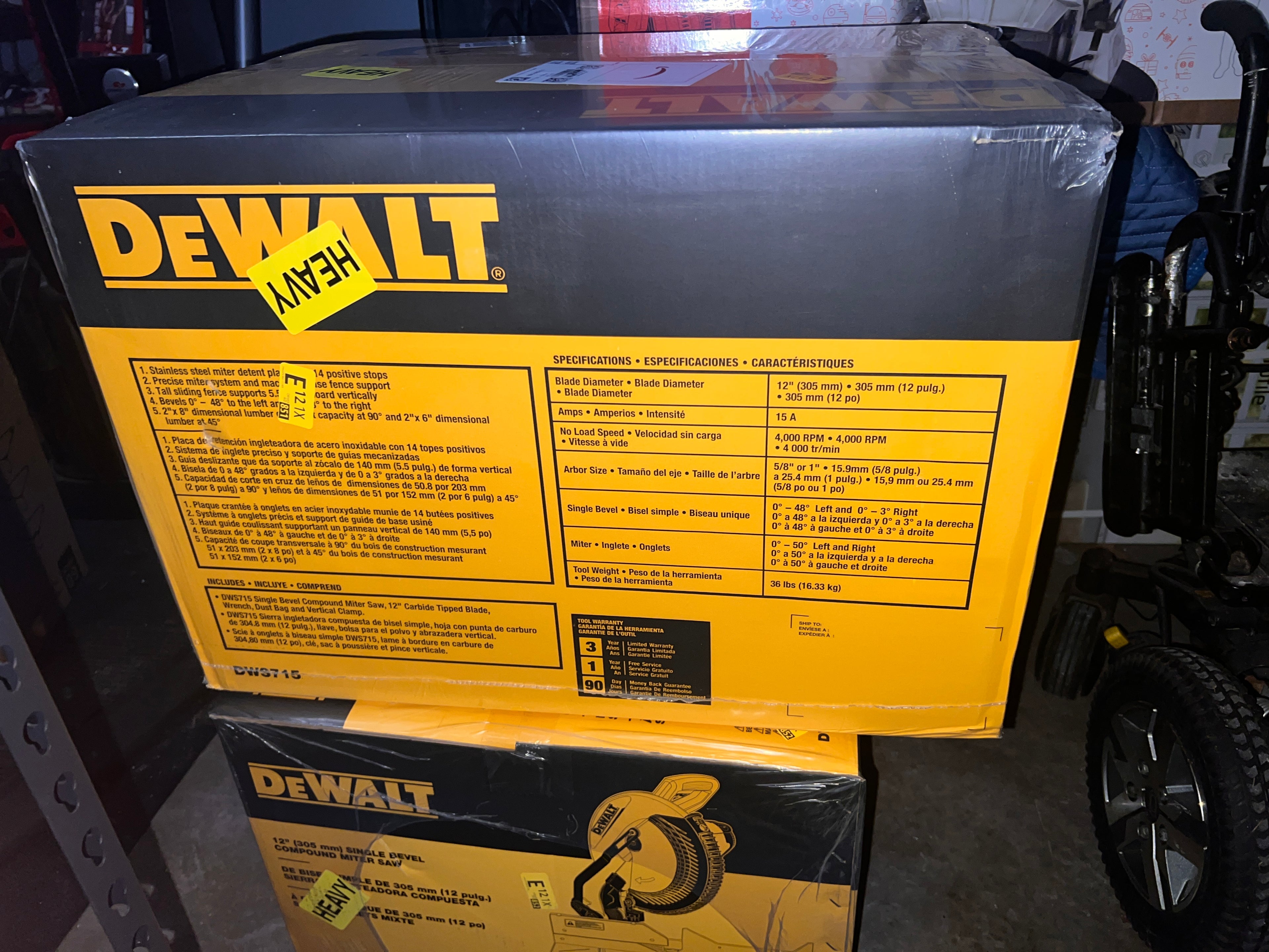 Dewalt 12" 15 amp Single Bevel Compound Miter Saw DSW715