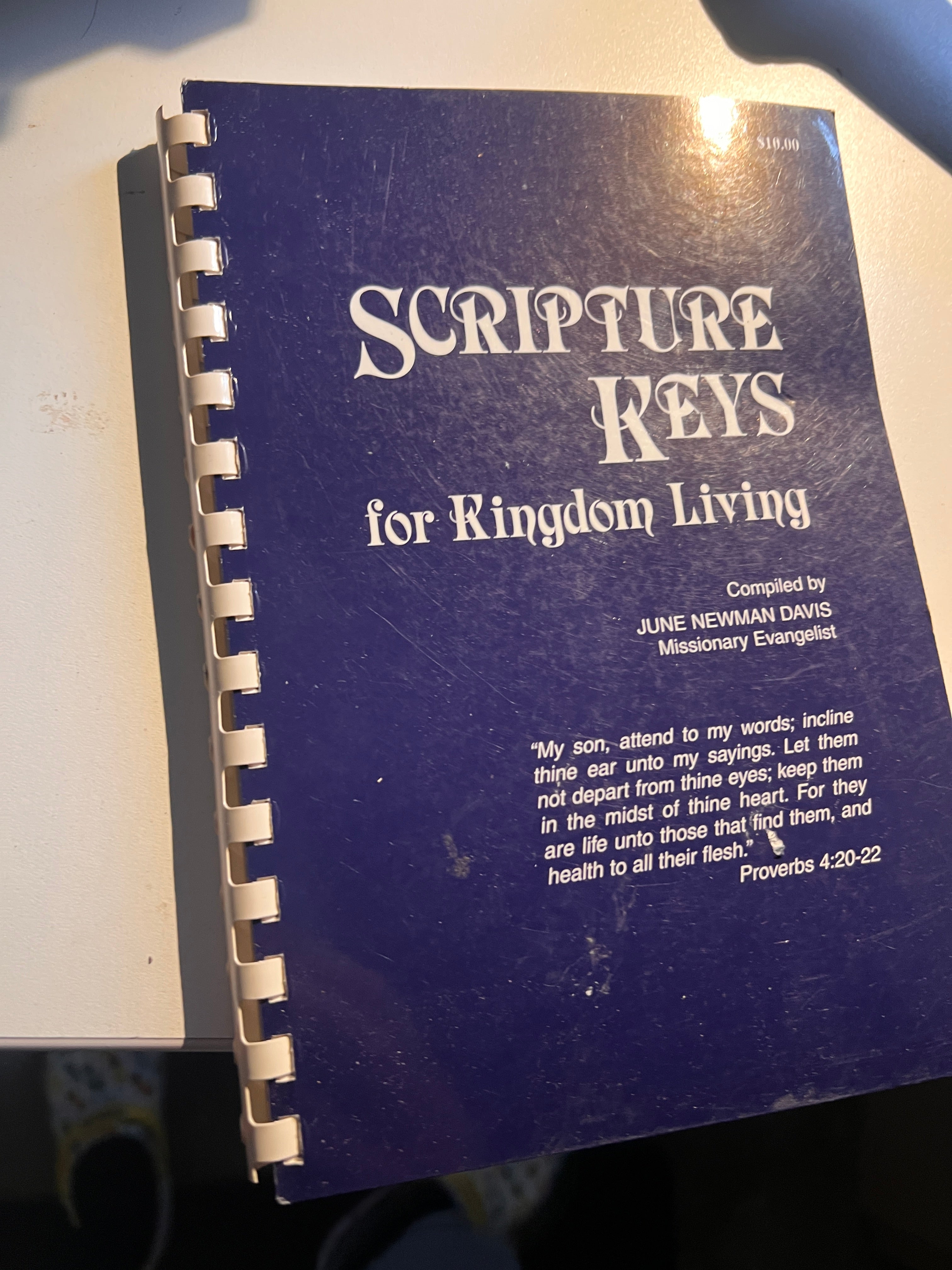 Scripture Keys For Kingdom Living By June Newman Davis 2000 Christian Prayer