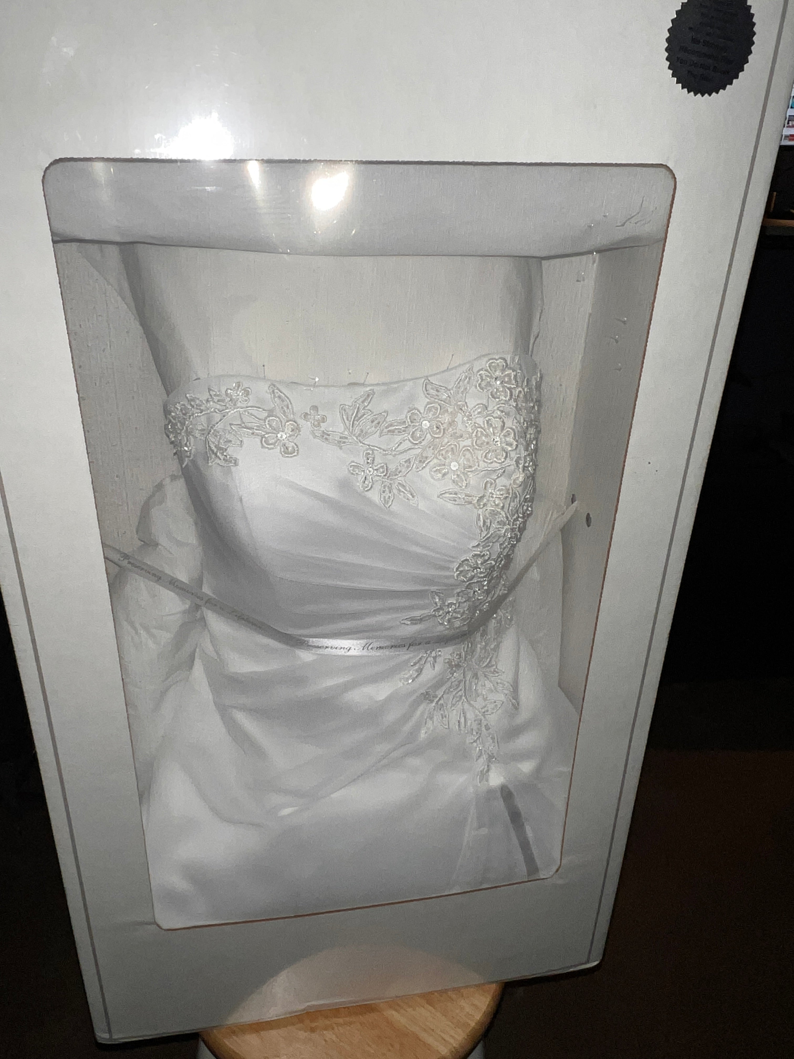 David’s Bridal Dress In Style V9409 White Size 0 Dress and Slip
