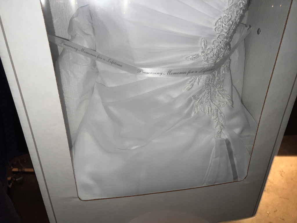 David’s Bridal Dress In Style V9409 White Size 0 Dress and Slip