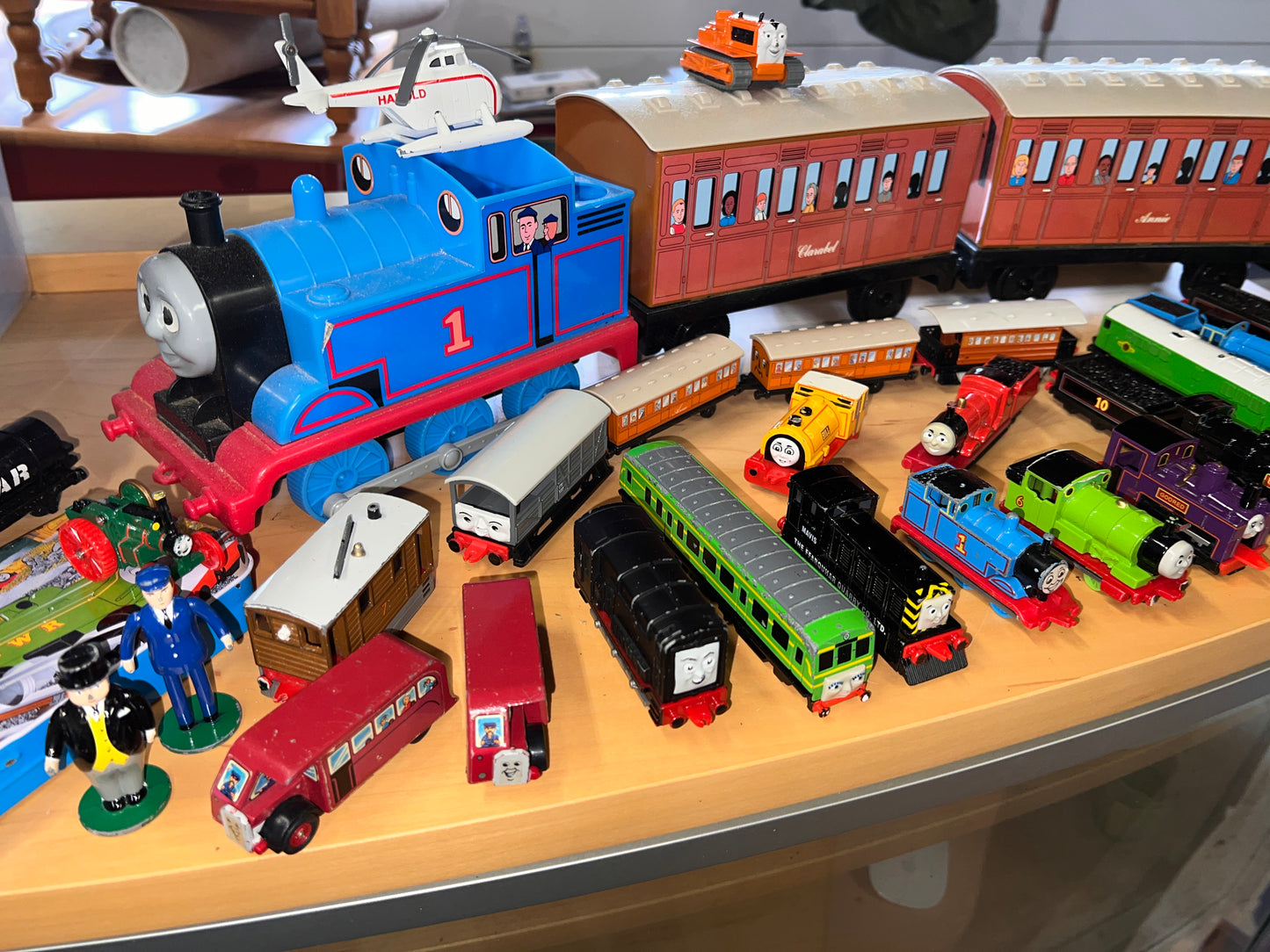 Thomas the Train vintage toy trains ERTL Bulk lot!  Over 25 items!