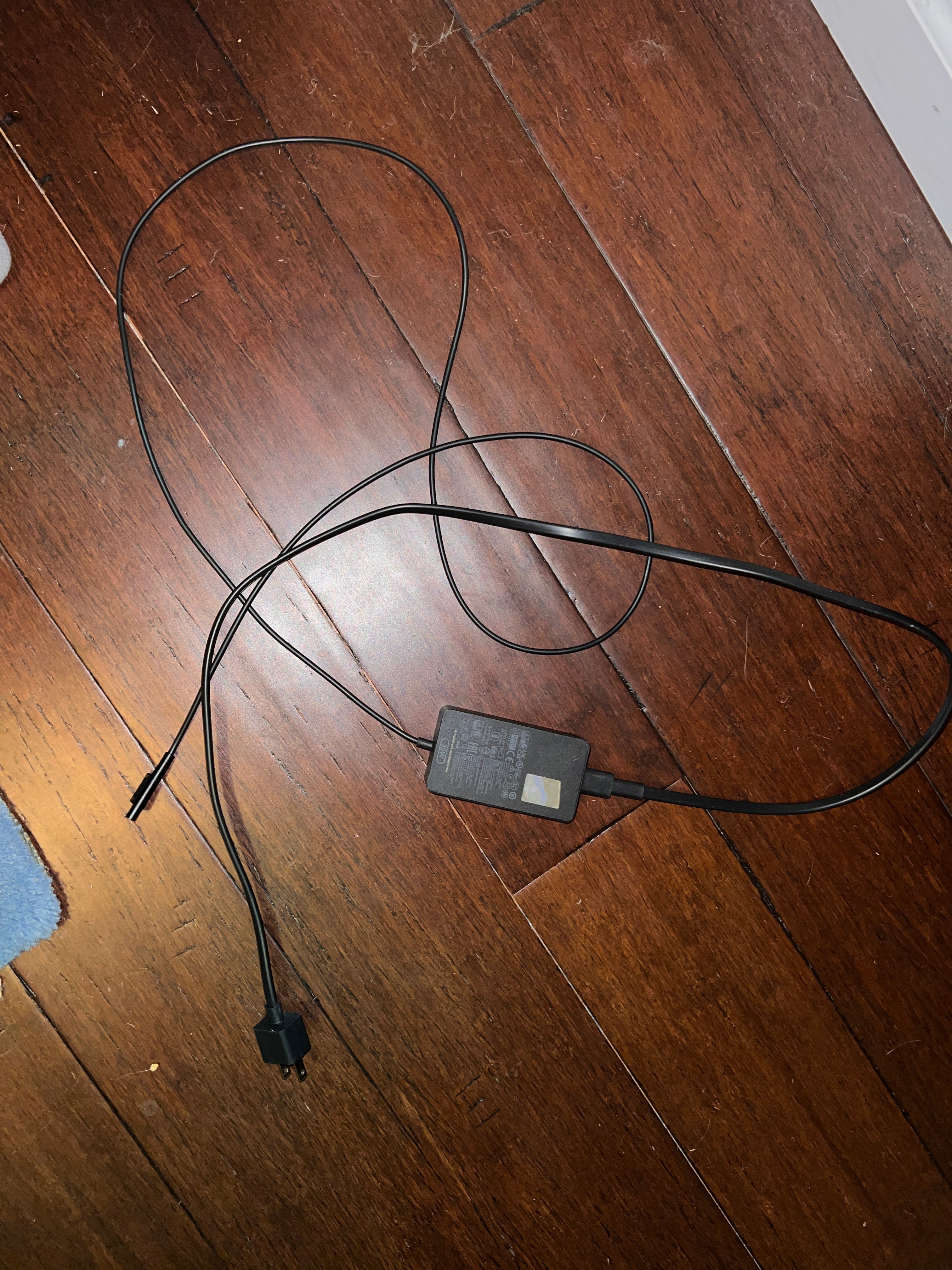 Microsoft Surface Laptop 3 with power cord I7 16GB RAM 256gb SSD