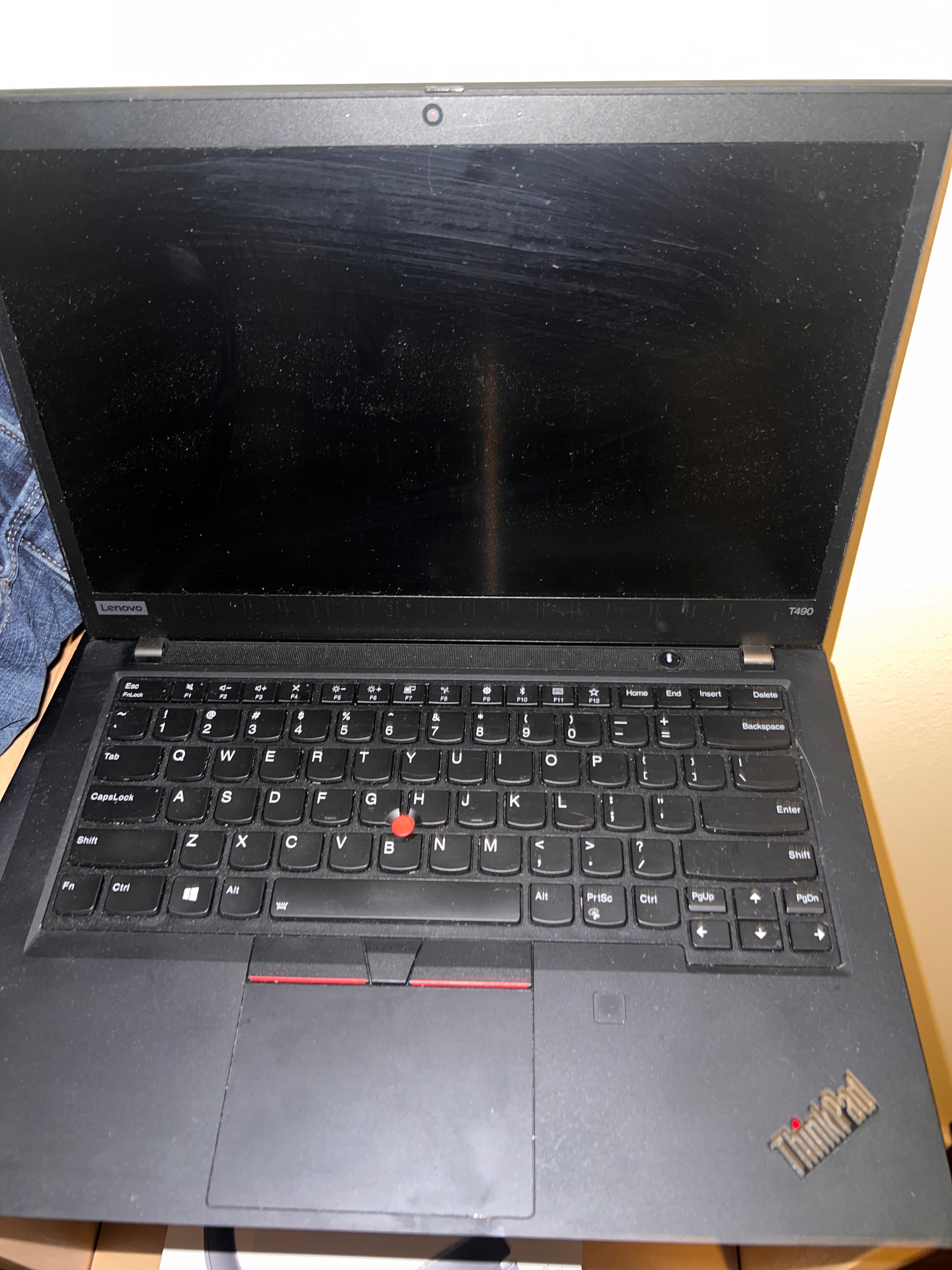 Lenovo T490 I7 16GB RAM 256GB SSD with power cord and win 11 pro