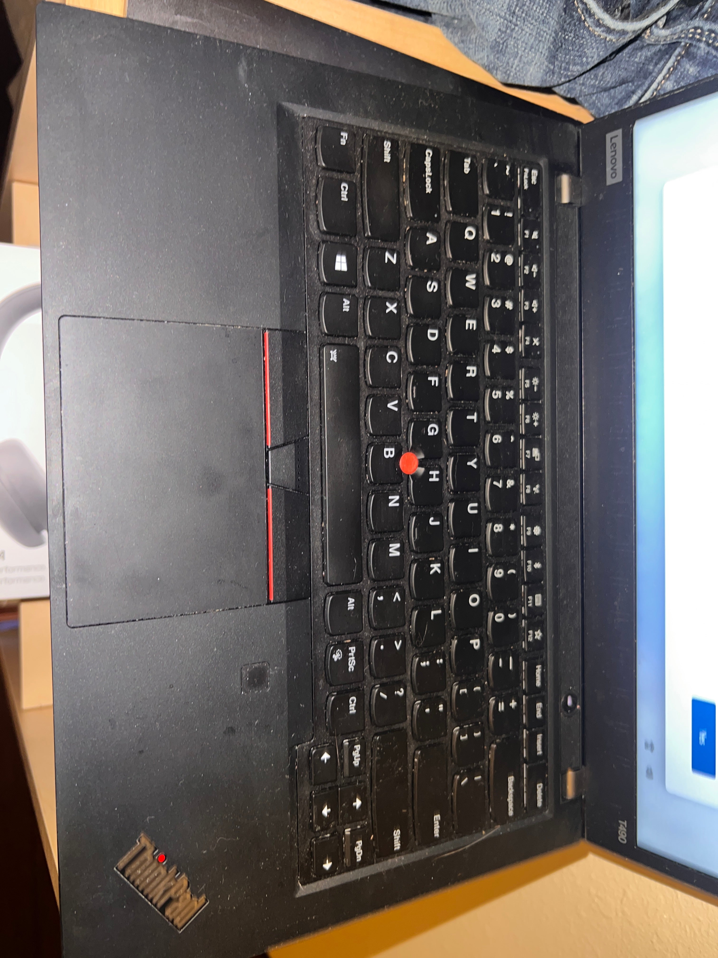 Lenovo T490 I7 16GB RAM 256GB SSD with power cord and win 11 pro