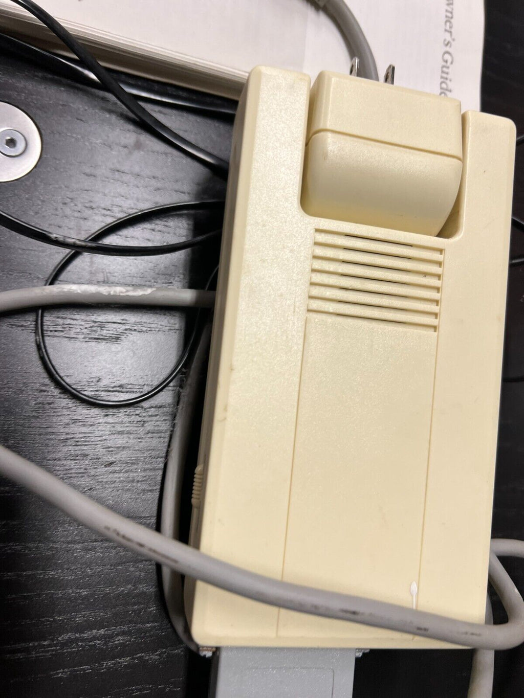 Apple IIGS Owners Guide Vintage 1986 Manual with PC1200 MD1205 Modem