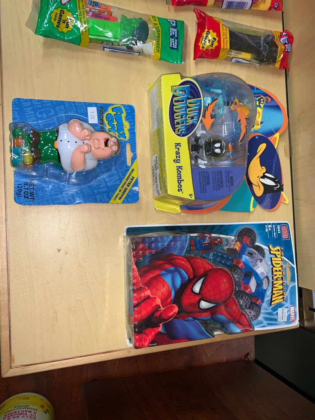 Duck Dodgers RARE Krazy Kombos Brand new and vintage Pez Hulk Spiderman MegaBlok