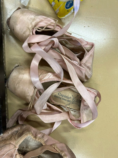 Vintage Capezio Pink Satin Duro Toe ballerina 3 1/2 C and 2 1/2 C pair