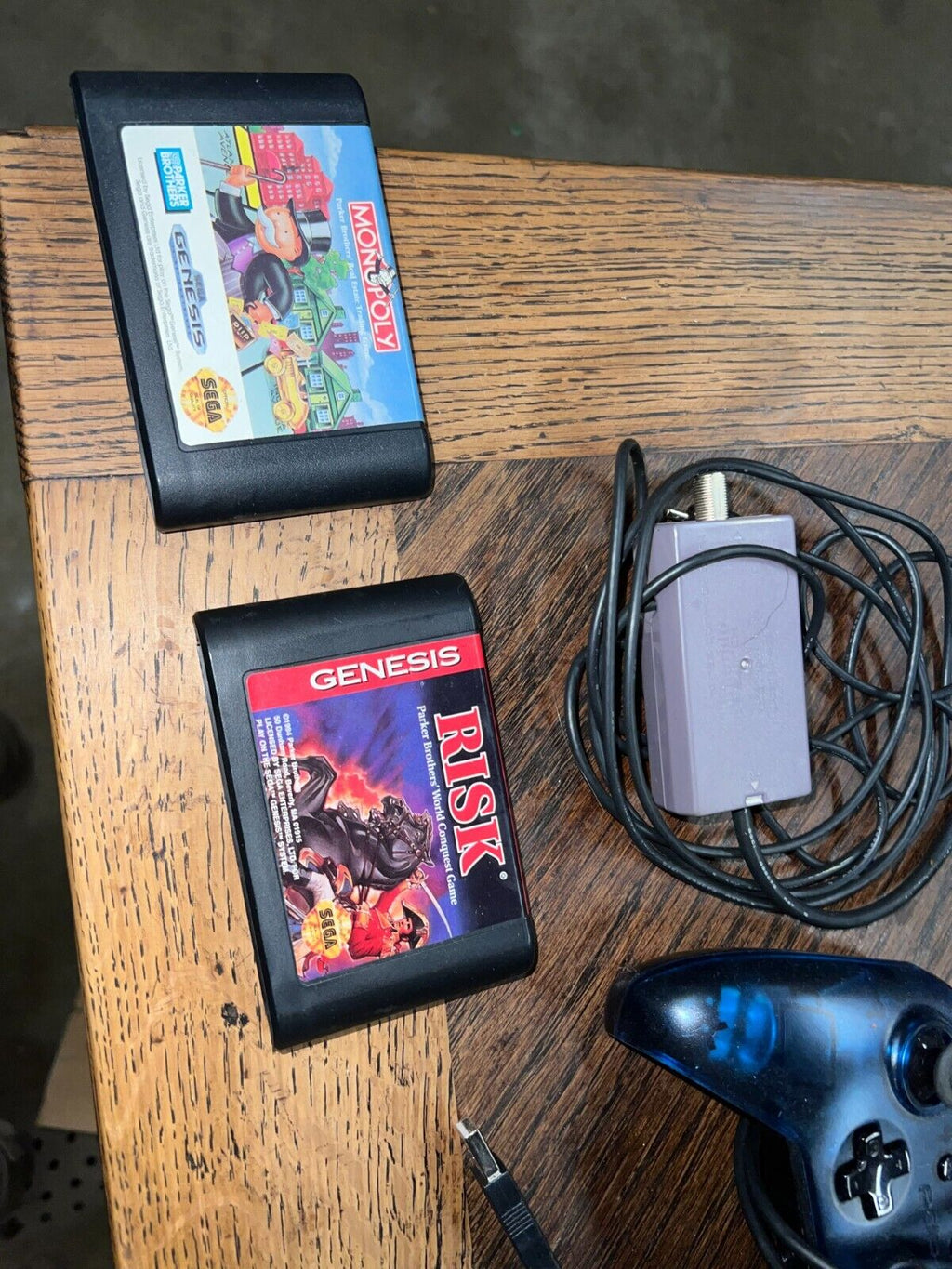 Original Sega Genesis + Nintendo Auto RF Switch Adapters Plus Xbox Controller ++