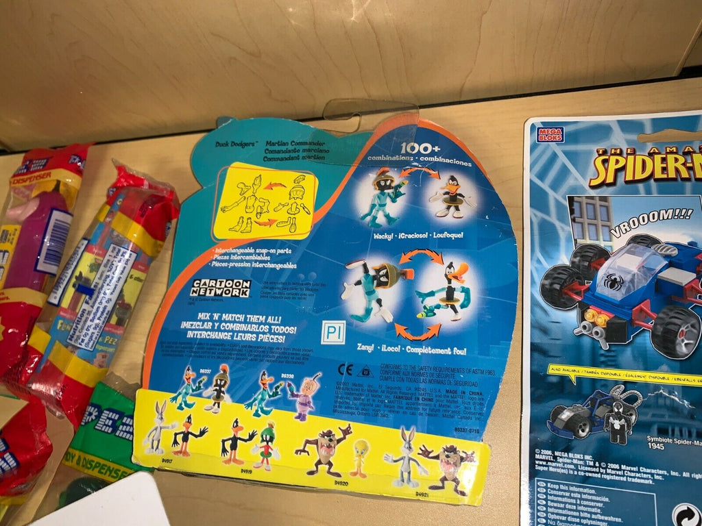 Duck Dodgers RARE Krazy Kombos Brand new and vintage Pez Hulk Spiderman MegaBlok
