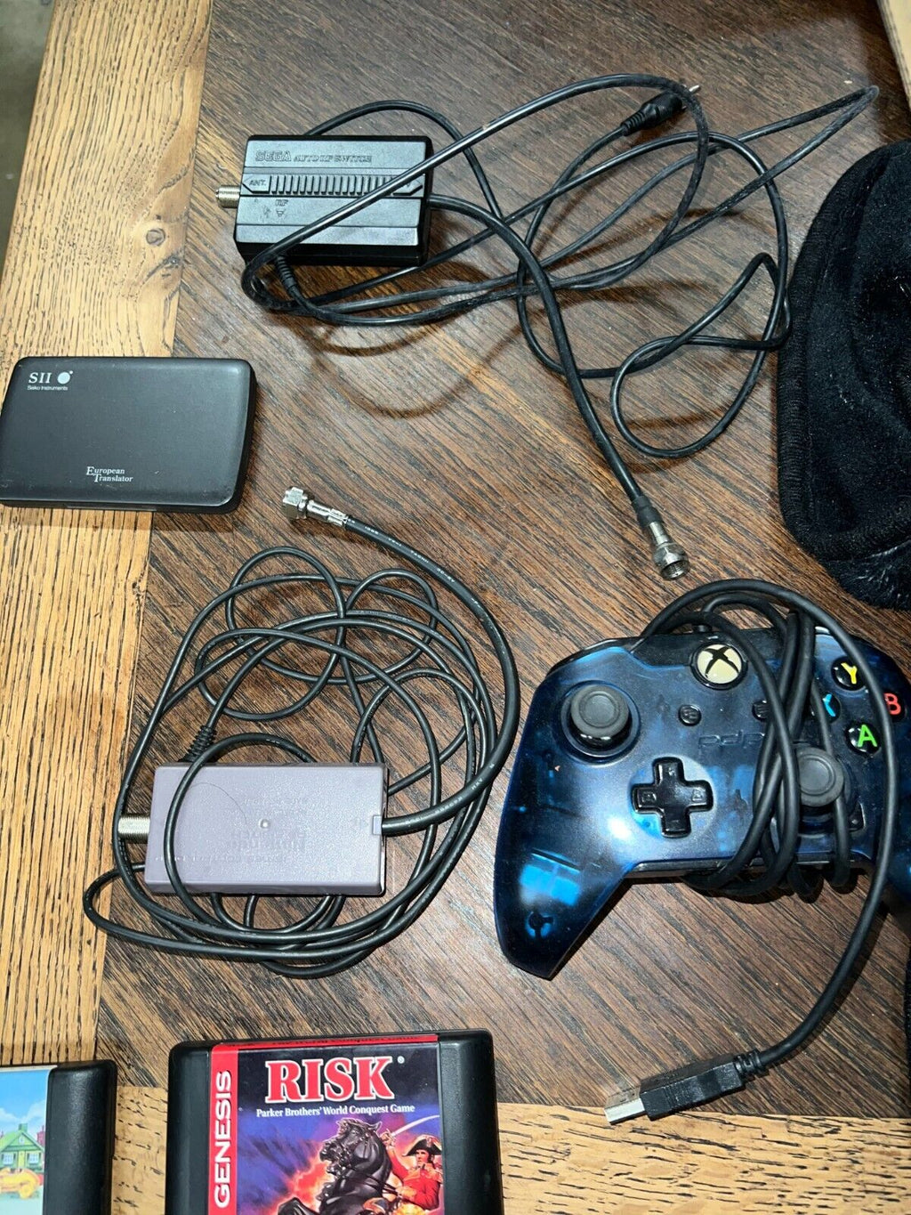 Original Sega Genesis + Nintendo Auto RF Switch Adapters Plus Xbox Controller ++
